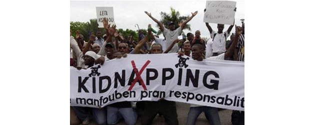 Et les actes de kidnapping continuent...